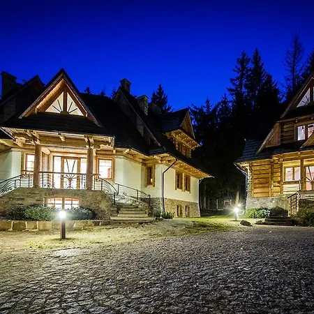 Rezydencja Regle 자코파네